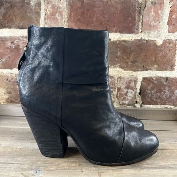 Rag & Bone Black Leather Newbury Ankle Booties Sz 37.5 US 7.5 - Picture 1 of 11